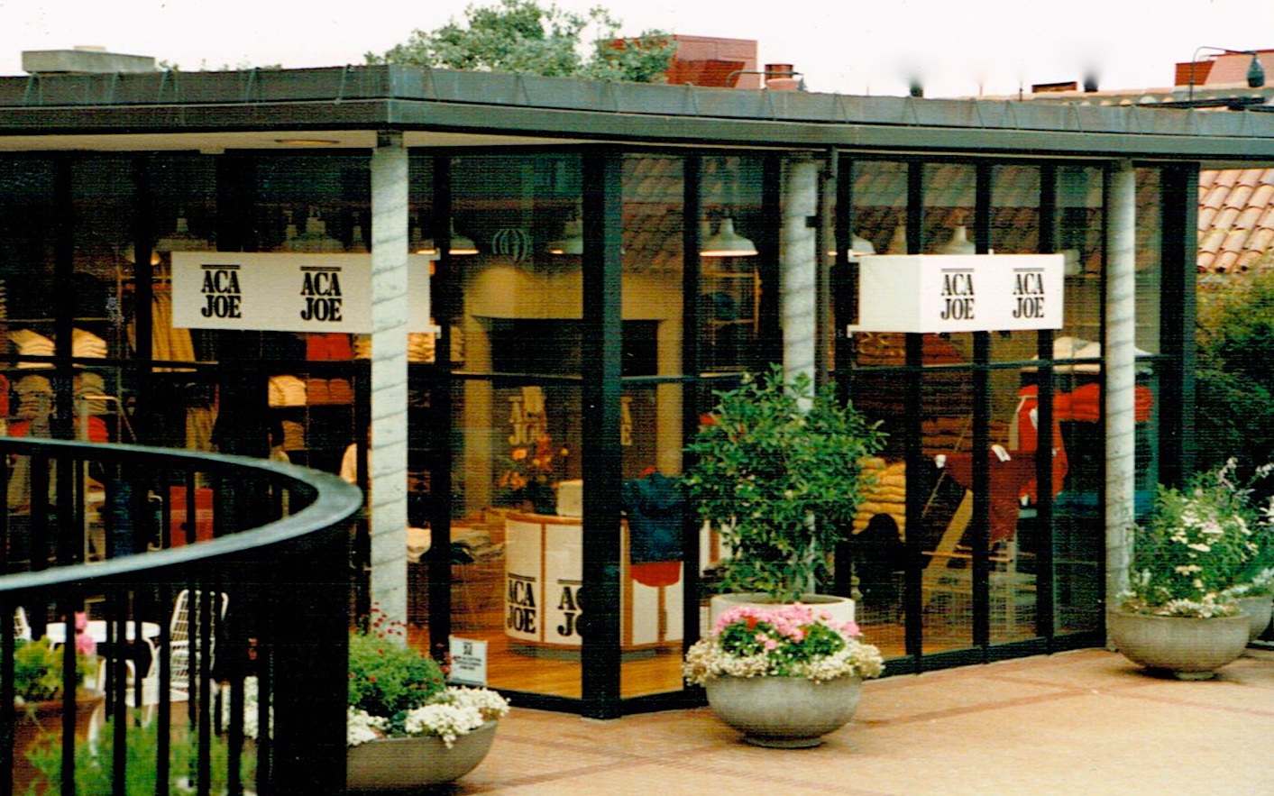 Aca Joe store,by Jerry Jacobs Design© Ghirardelli Square San Francisco, California,