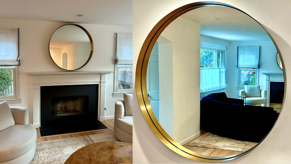 Mirrored walls.