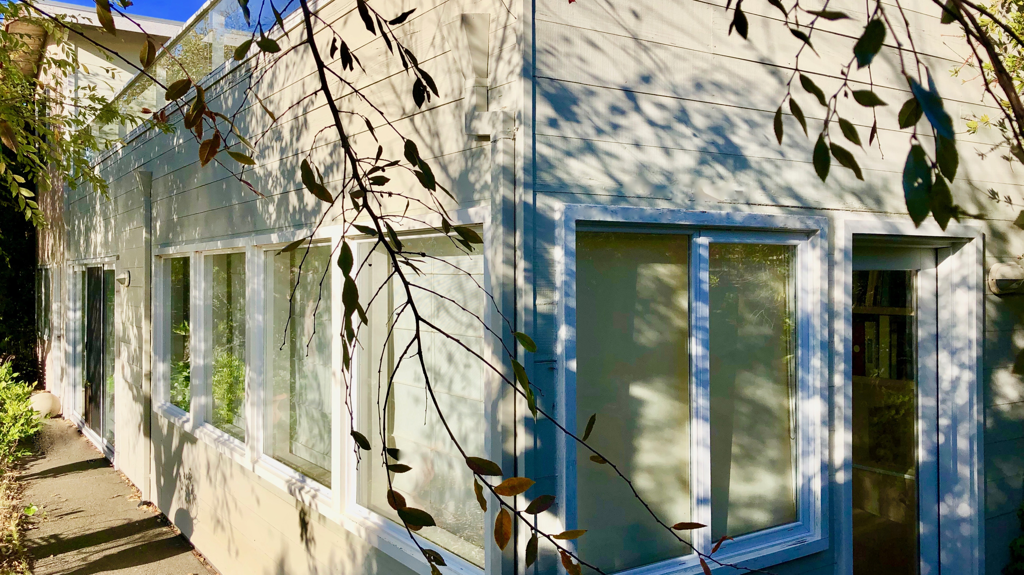 Tiburon single home Architectural remodeling. 500 sf addition and raised deck by Jerry Jacobs Design©
