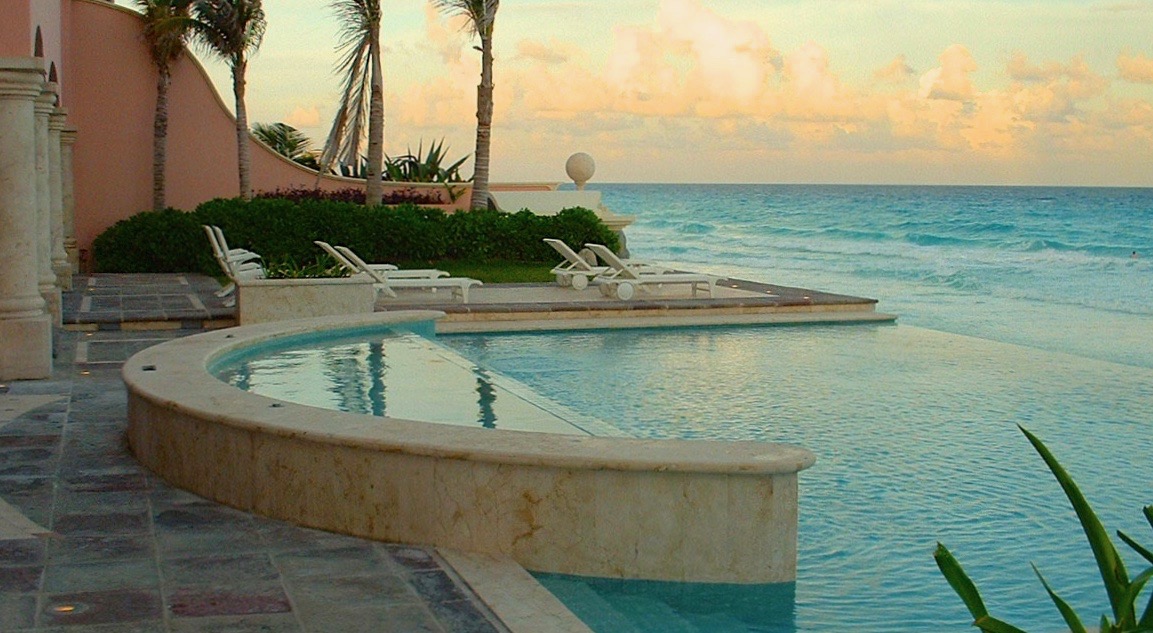 Tropical Style Interiors by Jerry Jacobs Design © endless pool.