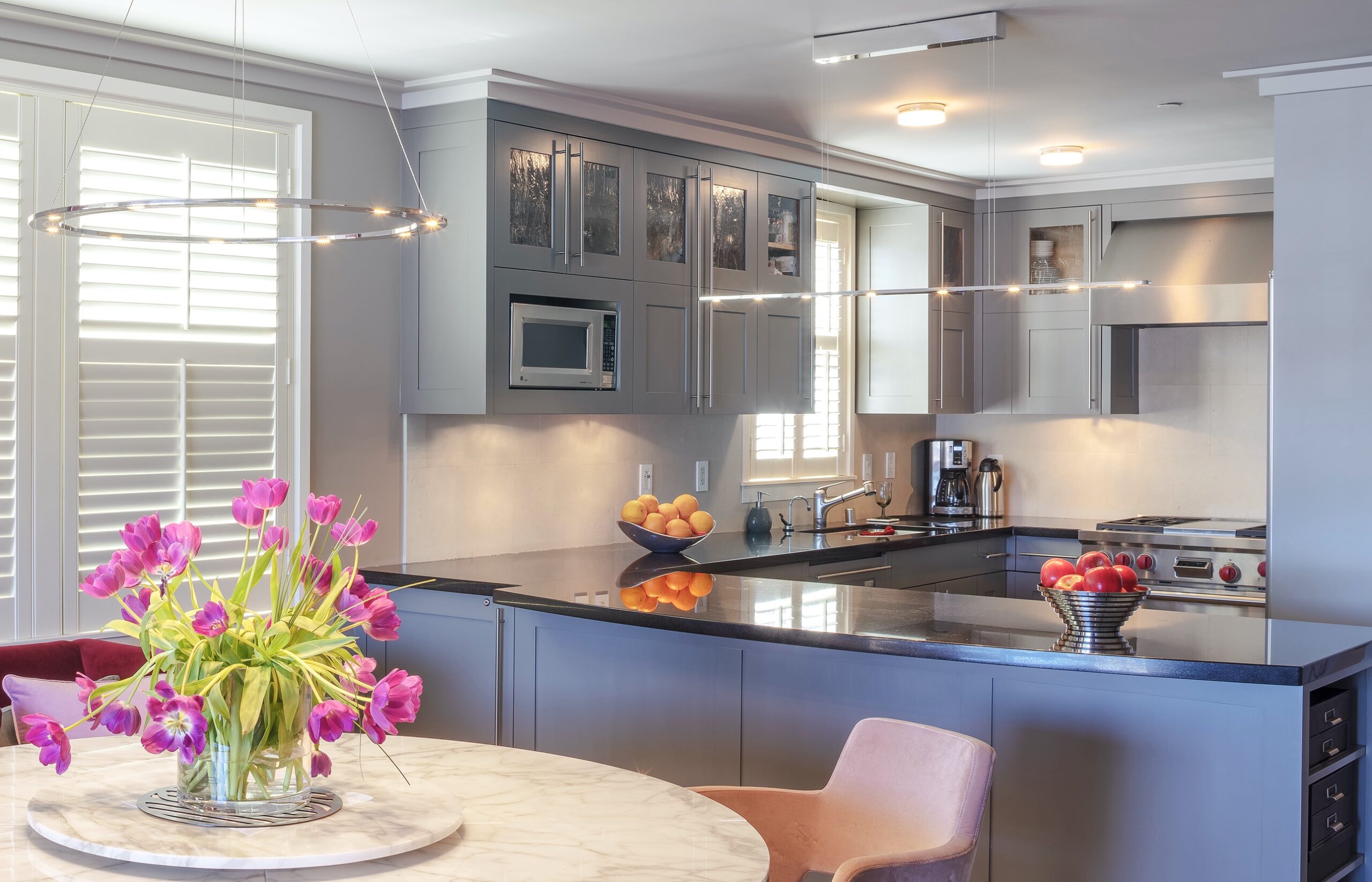 Interior Design Belvedere Tiburon. Timeless apartments.By jerry Jacobs Design© Kitchen Waterfront Condominium 